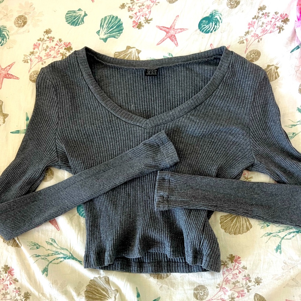 gray long sleeve top